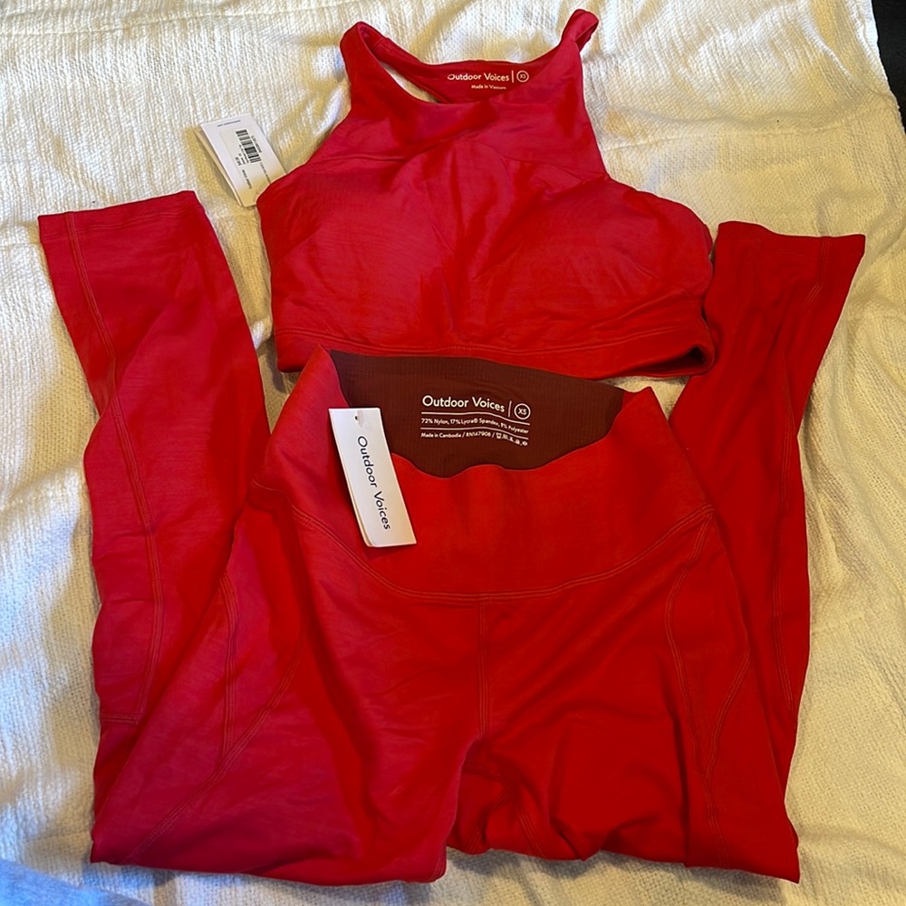 NWT Outdoor Voices Techsweat crop top leggings 3/4 NWT outfit red